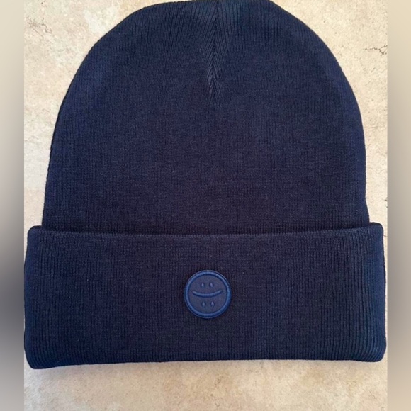 NWT MadHappy Fall 1 navy buddy Beanie with‎ Cuffed Design - Picture 1 of 3